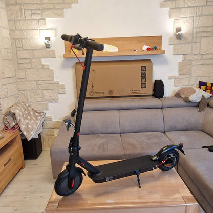 iScooter E Scooter mit Straßenzulassung ABE Max 30 km Reichweite, 350W Motor Elektroroller mit 8,5 Zoll Wabenreifen Duales Bremssystem und Doppelfederung für Herren Damen